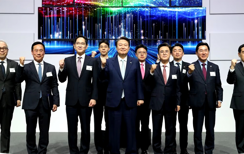 Samsung Display New Investment MOU Signing Ceremony